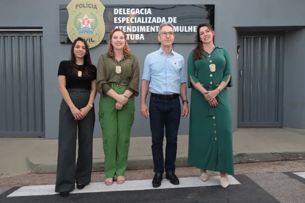 Governador vistoria sede da Delegacia Especializada de Atendimento à Mulher de Juatuba