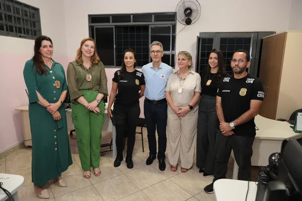 Governador vistoria sede da Delegacia Especializada de Atendimento à Mulher de Juatuba