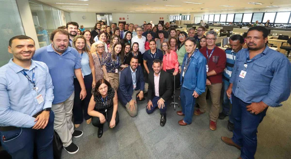 Governador acompanha apresentação de ferramenta do DER-MG que auxilia na gestão de obras em andamento em todo o estado