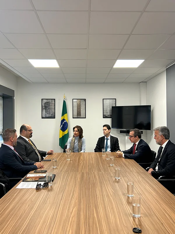 Na França, Governo de Minas reforça candidatura do Queijo Minas como patrimônio Cultural da Unesco