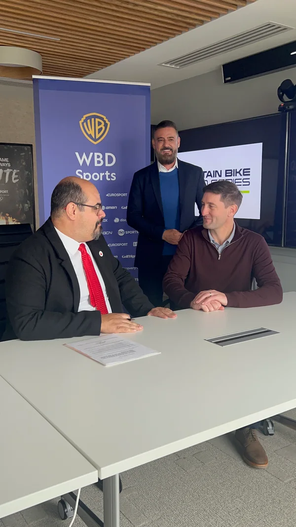 Assinatura de protocolo de intenções com a Warner Bros. Discovery