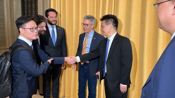 Governo de Minas e Província de Jiangsu, na China, renovam irmanamento firmado há 27 anos entre as duas regiões