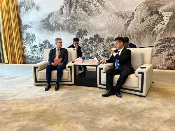 Governo de Minas e Província de Jiangsu, na China, renovam irmanamento firmado há 27 anos entre as duas regiões