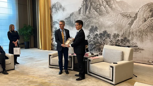 Governo de Minas e Província de Jiangsu, na China, renovam irmanamento firmado há 27 anos entre as duas regiões
