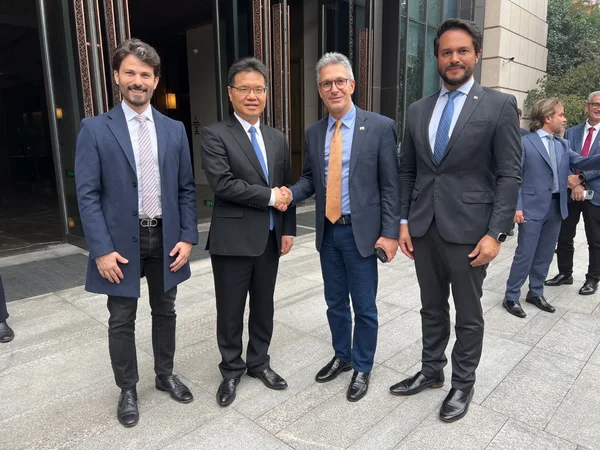 Governo de Minas e Província de Jiangsu, na China, renovam irmanamento firmado há 27 anos entre as duas regiões