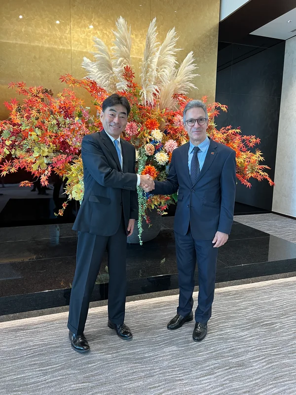 Lítio e nióbio: tecnologia desenvolvida em Minas pode revolucionar mercado de baterias elétricas