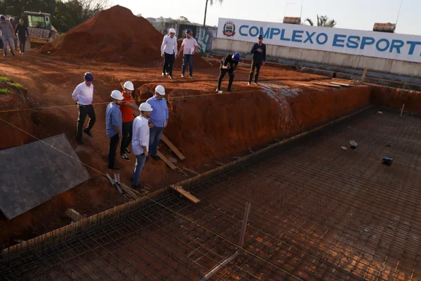 Governador em exercício supervisiona obras do Mãos Dadas em São Joaquim de Bicas
