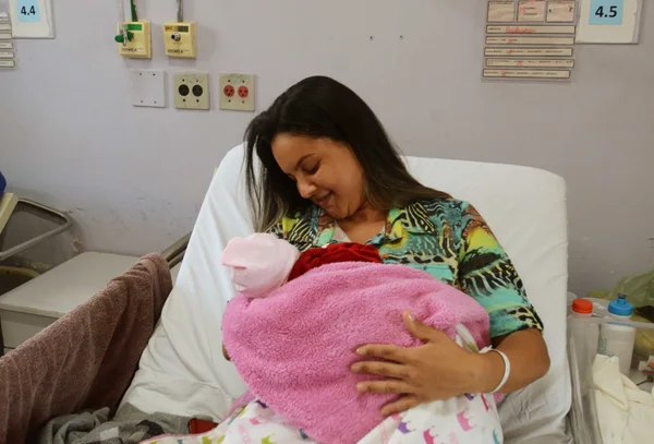 Trabalho de estímulo à amamentação em hospitais do Governo de Minas garante certificação do Ministério da Saúde