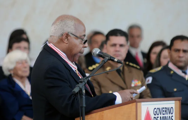 Governador Antonio Anastasia presidiu, nesta segunda-feira, a cerimônia do Dia de Minas