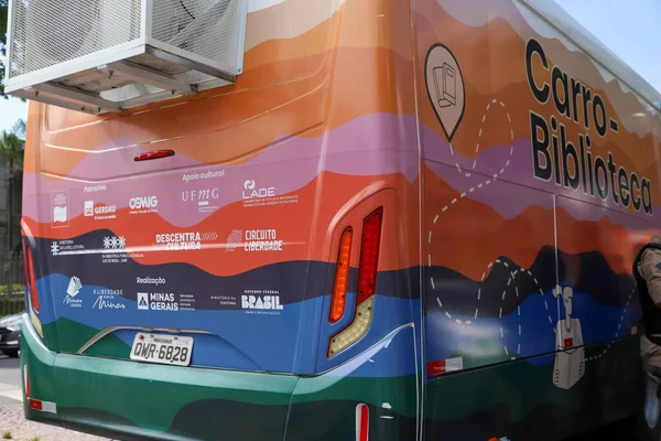 Governo de Minas inaugura o novo Carro-Biblioteca, projeto que circula entre bairros e cidades