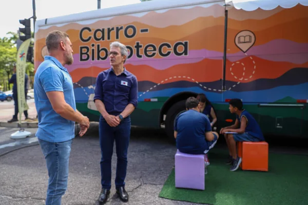 Governo de Minas inaugura o novo Carro-Biblioteca, projeto que circula entre bairros e cidades