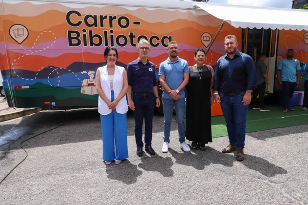 Governo de Minas inaugura o novo Carro-Biblioteca, projeto que circula entre bairros e cidades