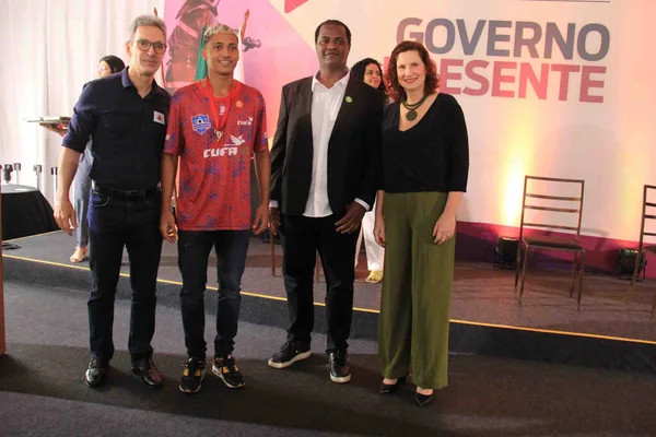 Governo de Minas entrega medalhas para os times campeões da Taça das Favelas 2023