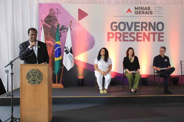 Governo de Minas entrega medalhas para os times campeões da Taça das Favelas 2023