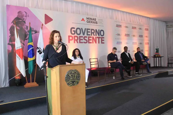 Governo de Minas entrega medalhas para os times campeões da Taça das Favelas 2023