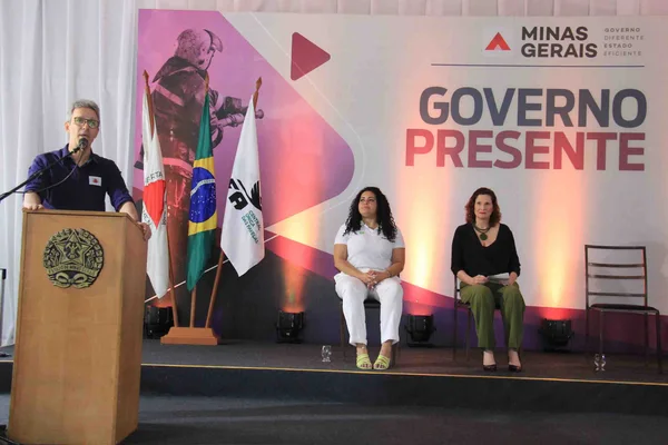 Governo de Minas entrega medalhas para os times campeões da Taça das Favelas 2023