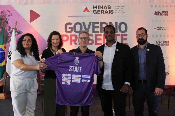 Governo de Minas entrega medalhas para os times campeões da Taça das Favelas 2023