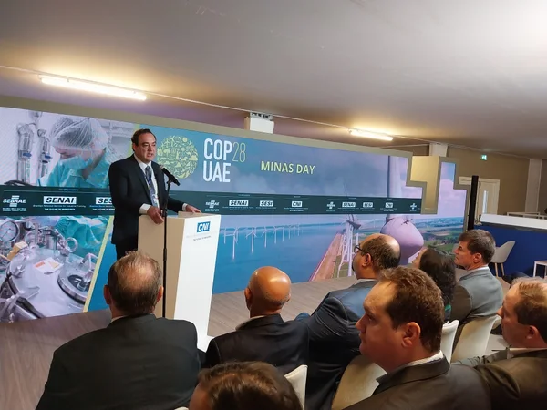 Minas Gerais lança ferramentas e anuncia novo investimento para mitigar mudanças climáticas no estado durante a COP28