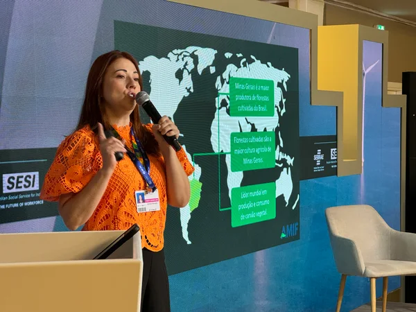 Minas Gerais lança ferramentas e anuncia novo investimento para mitigar mudanças climáticas no estado durante a COP28