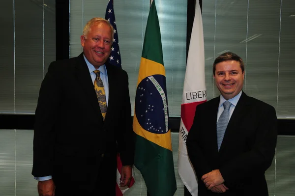 O embaixador dos Estados Unidos no Brasil, Thomas Shannon e o governador Antonio Anastasia