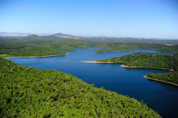 Superando marca de 860 mil visitantes em 2023, parques estaduais são opção de lazer para as férias em Minas