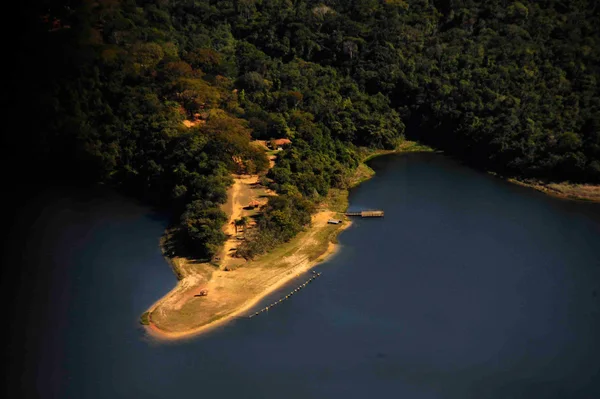Superando marca de 860 mil visitantes em 2023, parques estaduais são opção de lazer para as férias em Minas