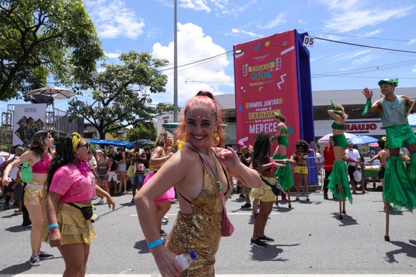 Governo de Minas realiza teste do novo sistema sonorização dos blocos do Carnaval de BH