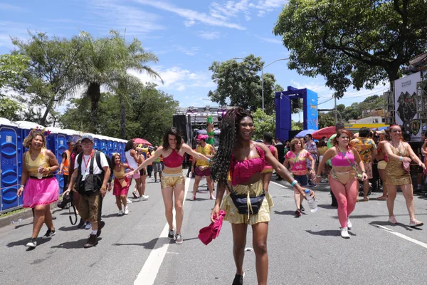 Governo de Minas realiza teste do novo sistema sonorização dos blocos do Carnaval de BH