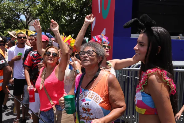 Governo de Minas realiza teste do novo sistema sonorização dos blocos do Carnaval de BH