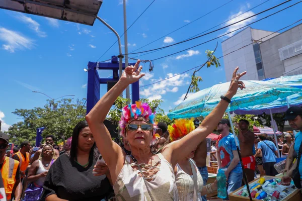 Governo de Minas realiza teste do novo sistema sonorização dos blocos do Carnaval de BH