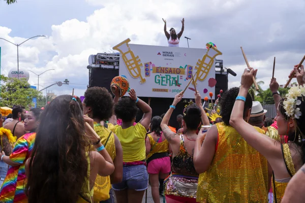 Governo de Minas realiza teste do novo sistema sonorização dos blocos do Carnaval de BH