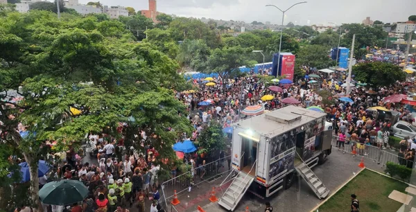 Governo de Minas realiza teste do novo sistema sonorização dos blocos do Carnaval de BH