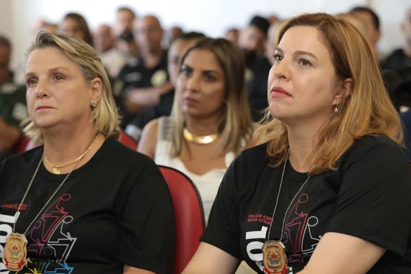 Vice-governador ministra palestra para turma do curso de operações especiais da Polícia Civil de Minas Gerais