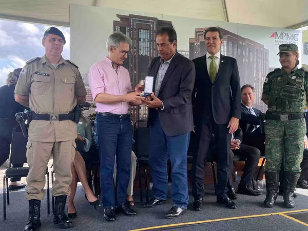 Governo de Minas e Ministério Público entregam 22 novas viaturas à Polícia Militar de Meio Ambiente