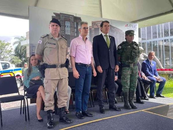 Governo de Minas e Ministério Público entregam 22 novas viaturas à Polícia Militar de Meio Ambiente