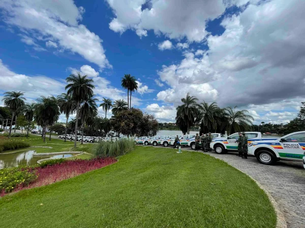 Governo de Minas e Ministério Público entregam 22 novas viaturas à Polícia Militar de Meio Ambiente