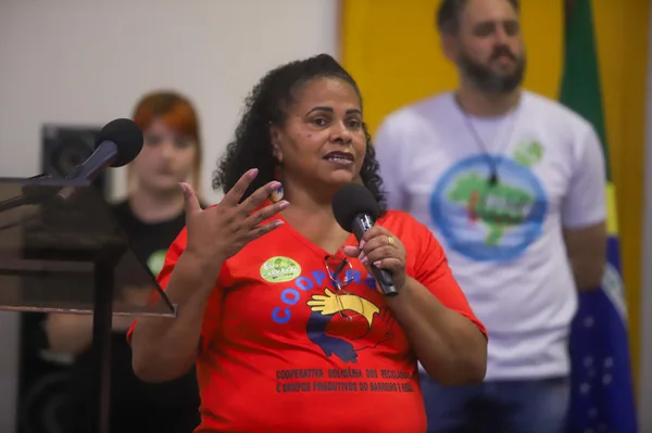Governo de Minas e Ministério Público lançam programa de reciclagem popular para o Carnaval de BH