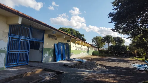 Escolas da rede estadual de Minas se preparam para receber os estudantes na volta às aulas