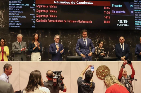 Governador ressalta avanços em Minas Gerais durante abertura do ano legislativo da ALMG