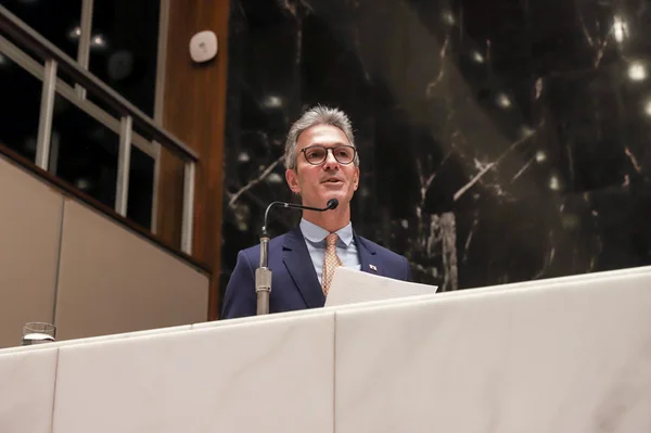 Governador ressalta avanços em Minas Gerais durante abertura do ano legislativo da ALMG
