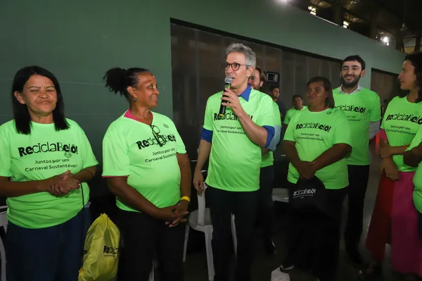 Governo de Minas entrega kits para catadores de materiais recicláveis cadastrados no ReciclaBelô