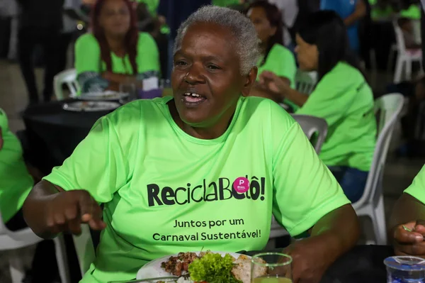 Governo de Minas entrega kits para catadores de materiais recicláveis cadastrados no ReciclaBelô