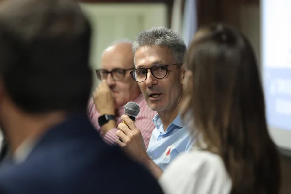 Governador participa de painel sobre o Acordo de Brumadinho com grupo de jovens do Sicepot-MG