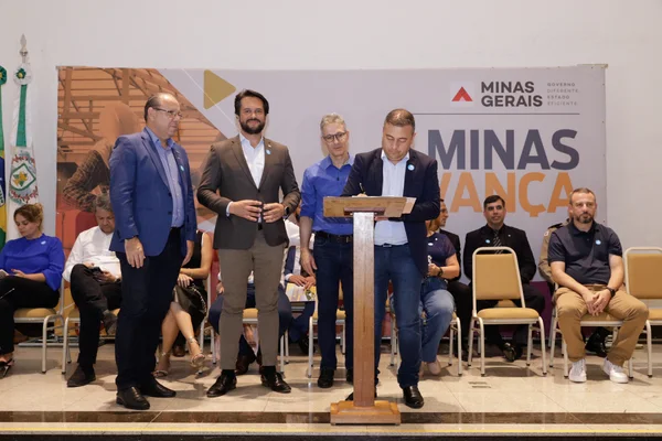 Solenidade confirma Caxambu como primeiro município a aderir ao programa estadual Cidades do Futuro