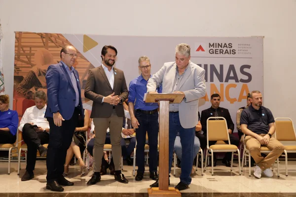 Solenidade confirma Caxambu como primeiro município a aderir ao programa estadual Cidades do Futuro