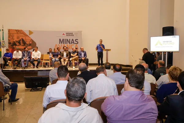 Solenidade confirma Caxambu como primeiro município a aderir ao programa estadual Cidades do Futuro