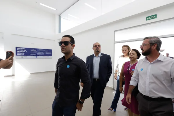 Governo inaugura Contorno de Itaú de Minas e anuncia novos investimentos em rodovias da região