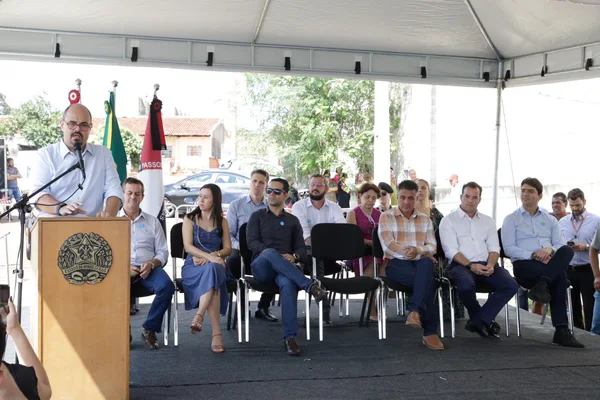Governo inaugura Contorno de Itaú de Minas e anuncia novos investimentos em rodovias da região