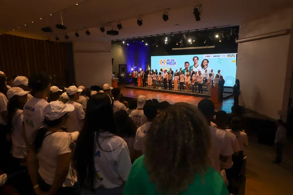 Governo de Minas sedia lançamento regional do programa Pé-de-Meia