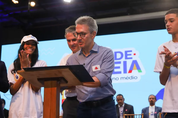 Governo de Minas sedia lançamento regional do programa Pé-de-Meia